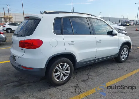 2016 Volkswagen Tiguan S из США, поврежденный, VIN WVGAV7AX0GW545659